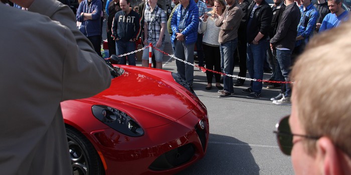 Italiensk vårslipp - Alfa Romeo 4C har publikumstekke!
